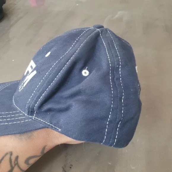 KIIS FM 102.7 Hat Cap Snap Back Navy Blue Embroidered Radio Mens Made in USA - Picture 6 of 7